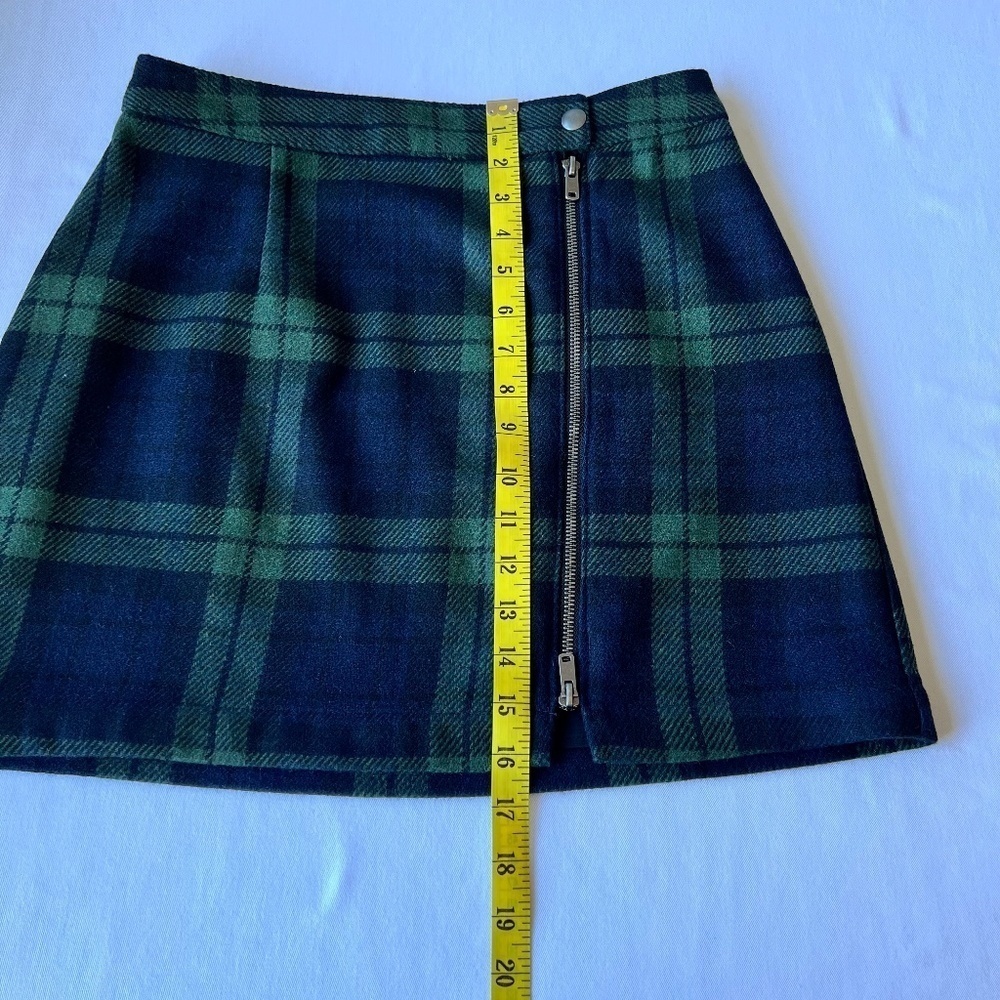 Abercrombie and Fitch Navy & Green Wool Blend Tartan Side Zip Skirt - Picture 6 of 10